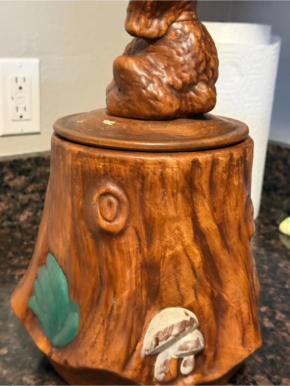 Vintage brown stump with dog Rare cookie jar